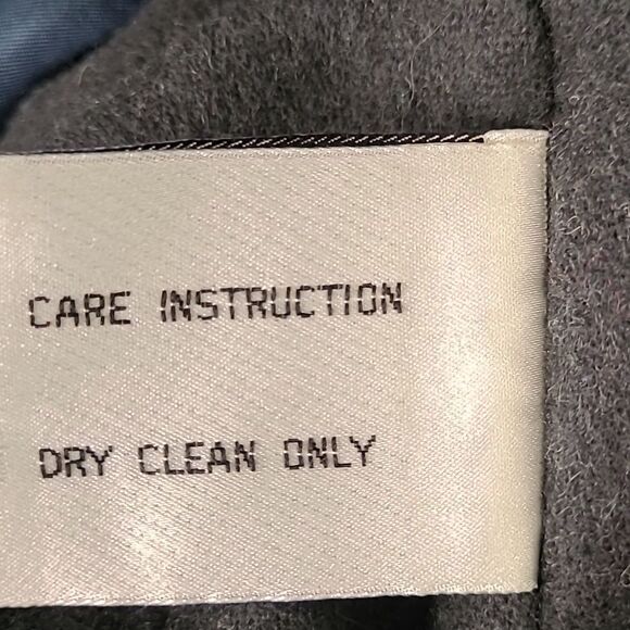 J.G, HOOK SZ 14 64% Cotton 40% Poly trench coat with removeable lining - Picture 10 of 15